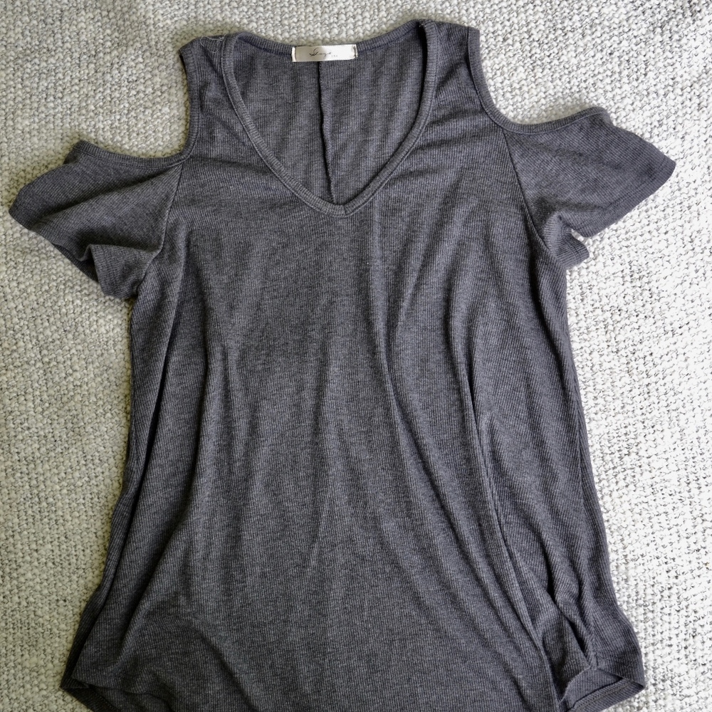 Like-New Cold Shoulder Top